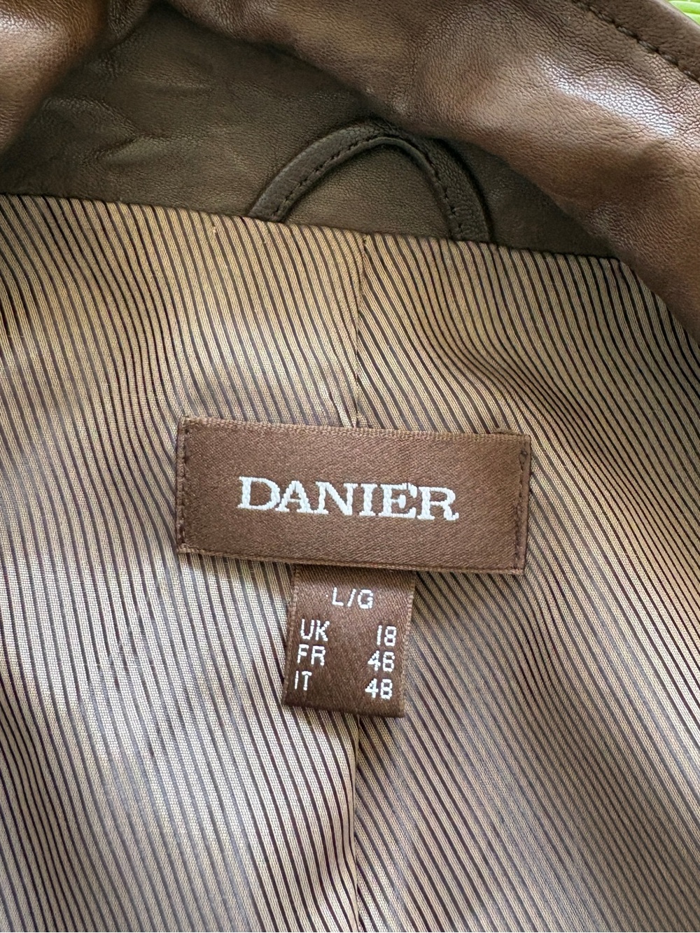 Vintage Danier Buttery Soft Leather Jacket In a Rich Chocolate Brown Size L Fall - Picture 8 of 15